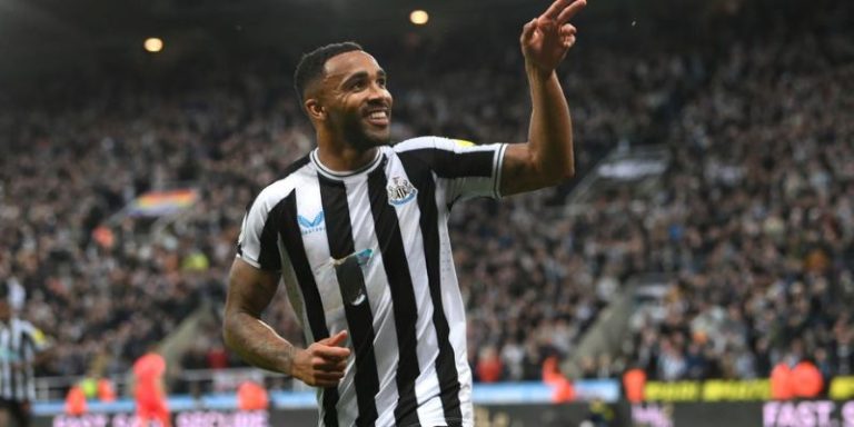 Birmingham và Newcastle